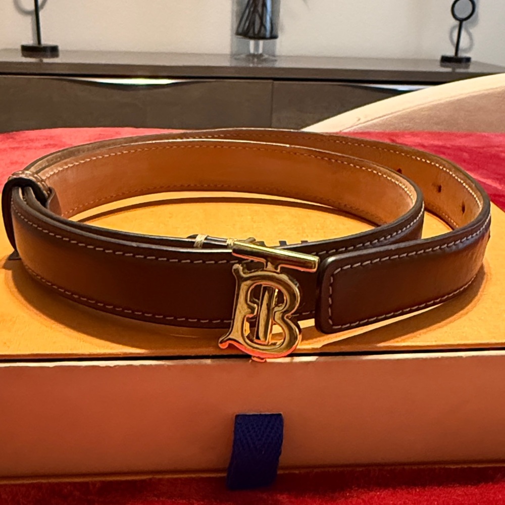 Burberry Brown Leather belt